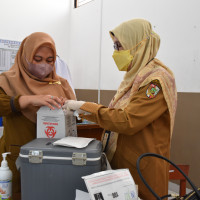 Imunisasi Campak Rubella SD METTA MAITREYA